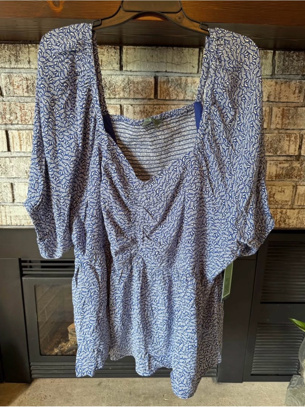 Blue Leaf-Print V-Neck Tunic